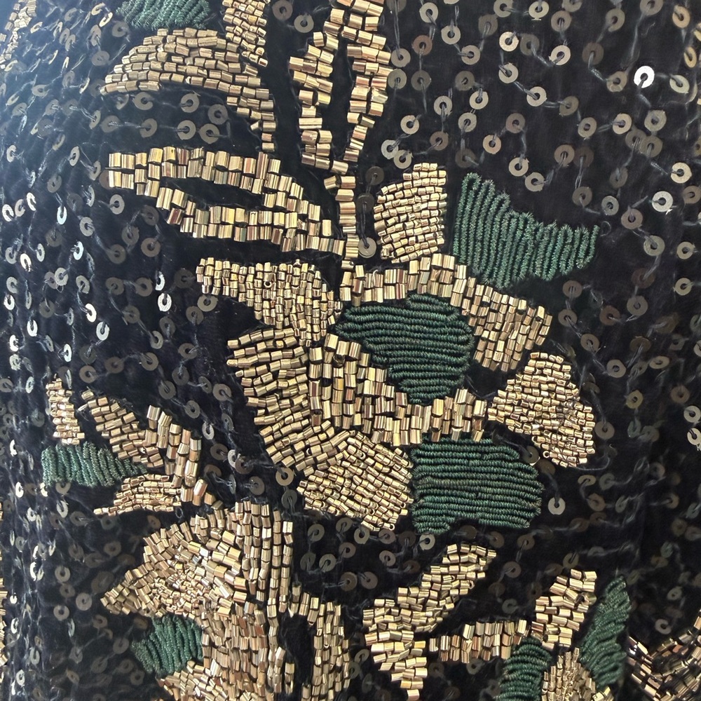 Exquisite embroidered & beaded jacket with flared sleeves. Worn once. Size XL - Picture 2 of 11